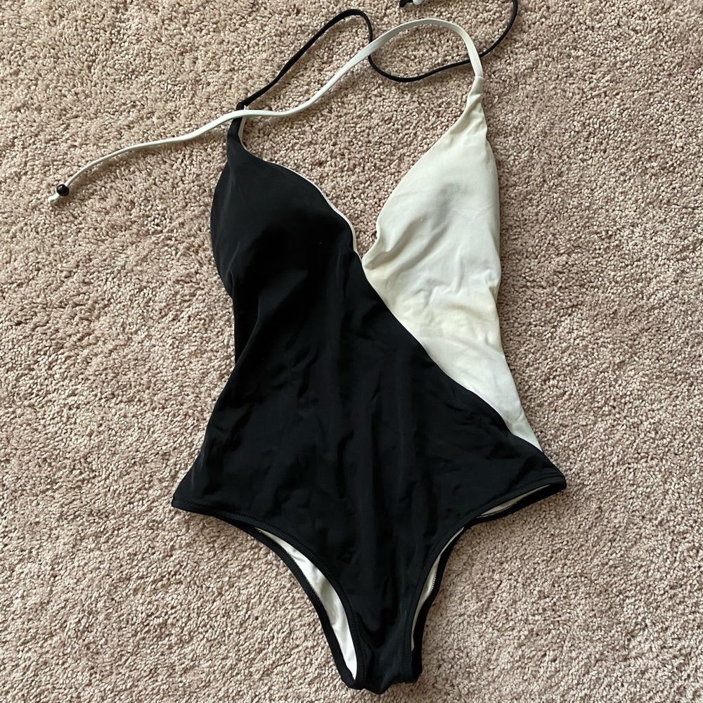 Color block one piece